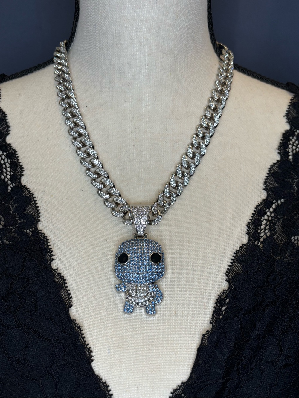 SQUIRTLE Pokémon Bling Necklace
